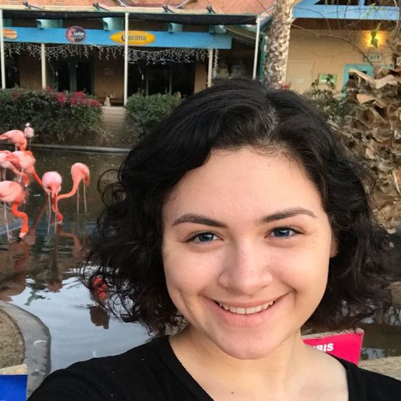 Meet your Posher, Karmen - Picture 1 of 1